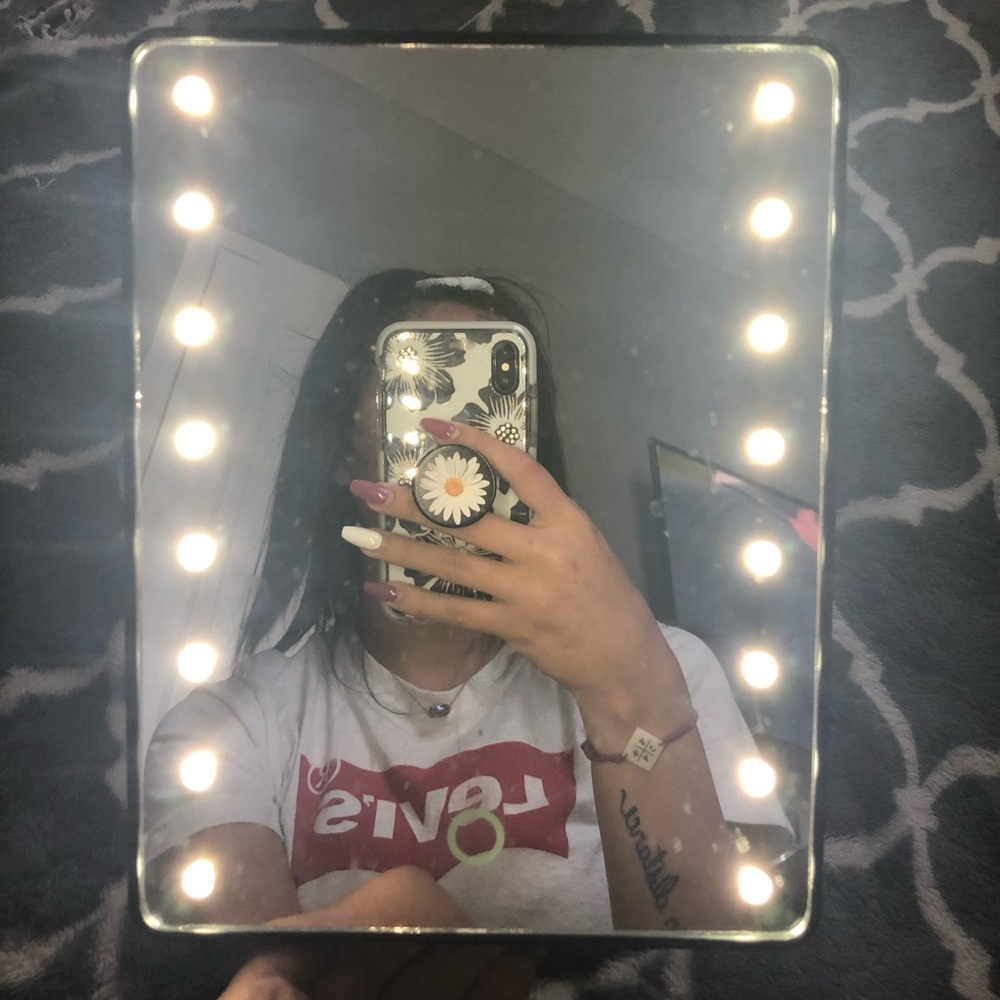 small vanity mirror